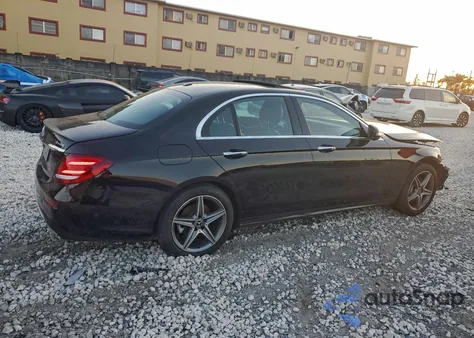 2017 Mercedes-Benz E 300 4Matic из США, поврежденный, VIN WDDZF4KB6HA025282